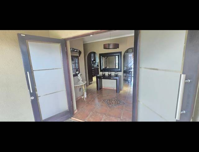 3 BEDROOM HOUSE FOR SALE IN ARCON PARK
